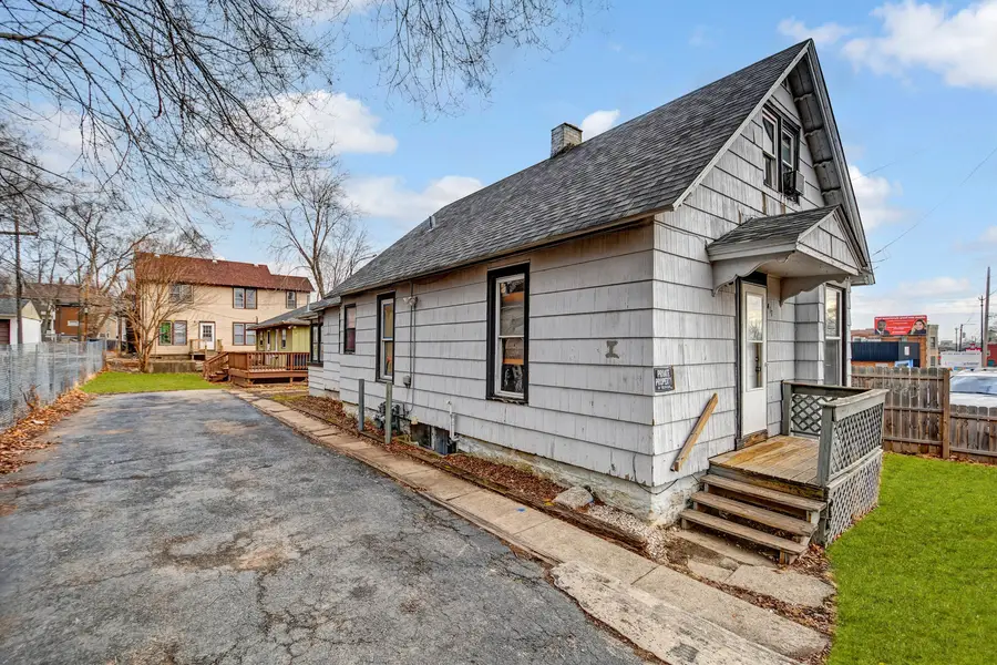 417 W Jefferson Street, Joliet, IL 60435 - #2