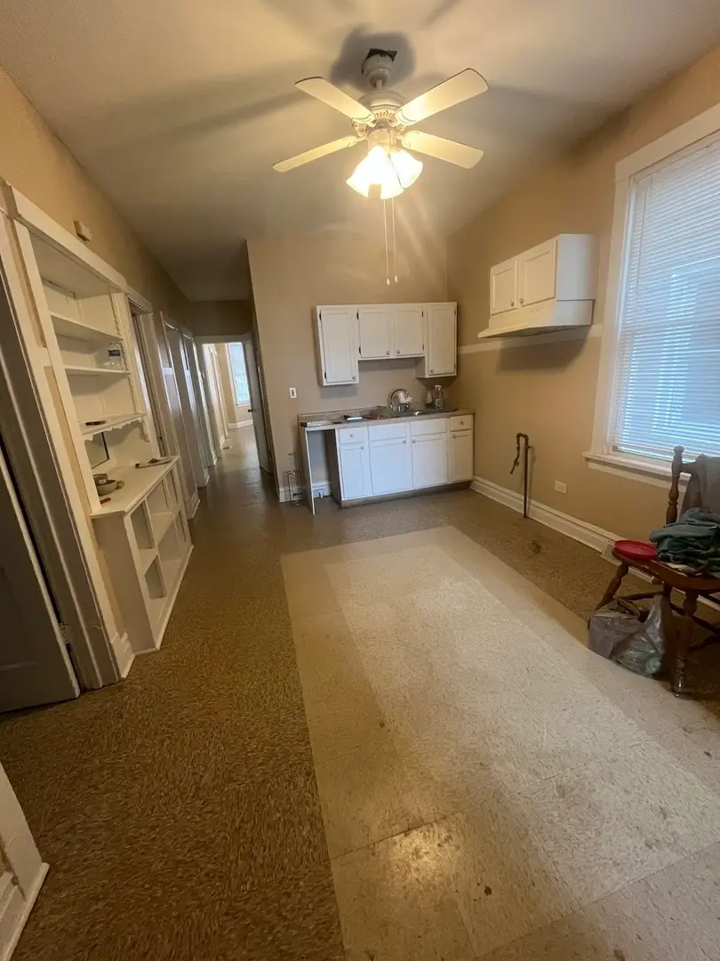 8220 S South Shore Dr Avenue, Chicago, IL 60617 - #3