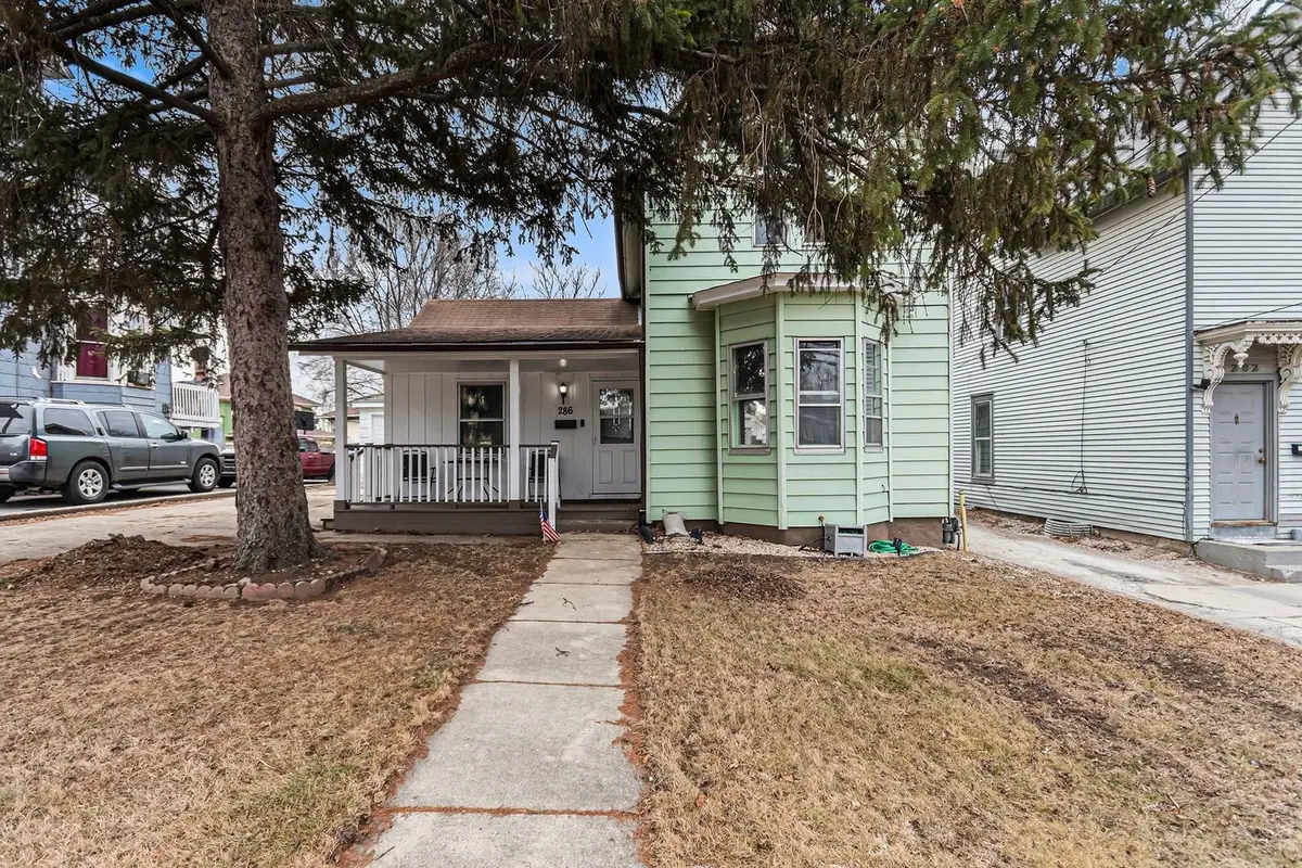 286 Villa Street, Elgin, IL 60120 - #1