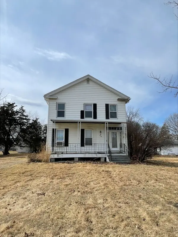 106 S East Street, Dover, IL 61323