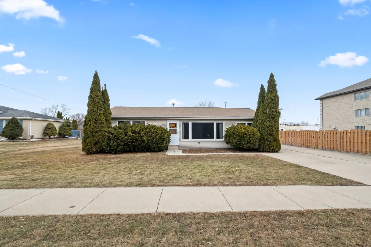 8026 W 84th Place, Justice, IL 60458 - #1