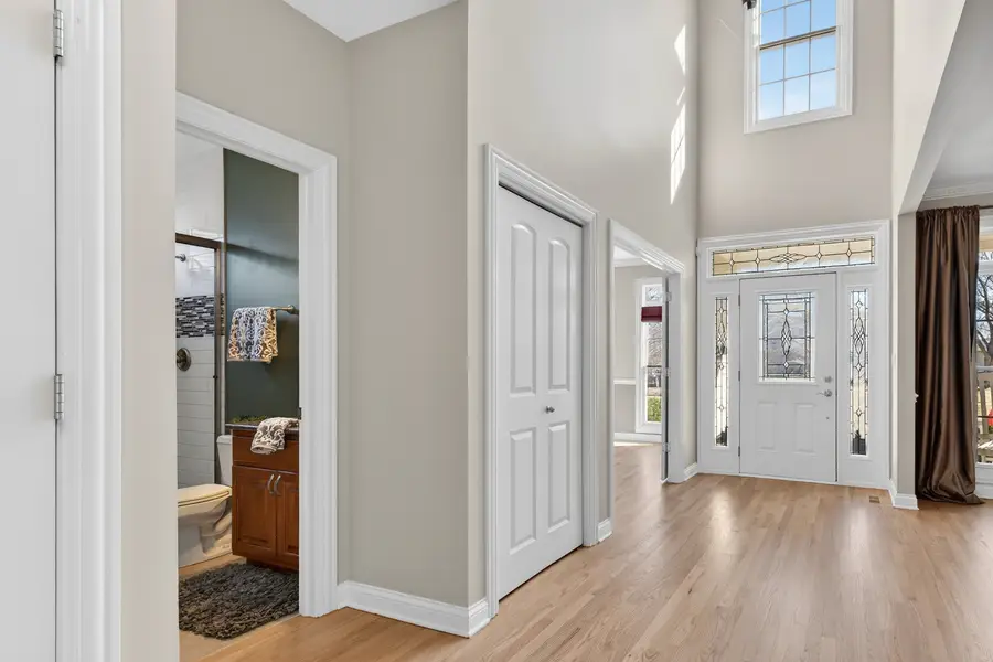 1518 N Patton Avenue, Arlington Heights, IL 60004 - #3