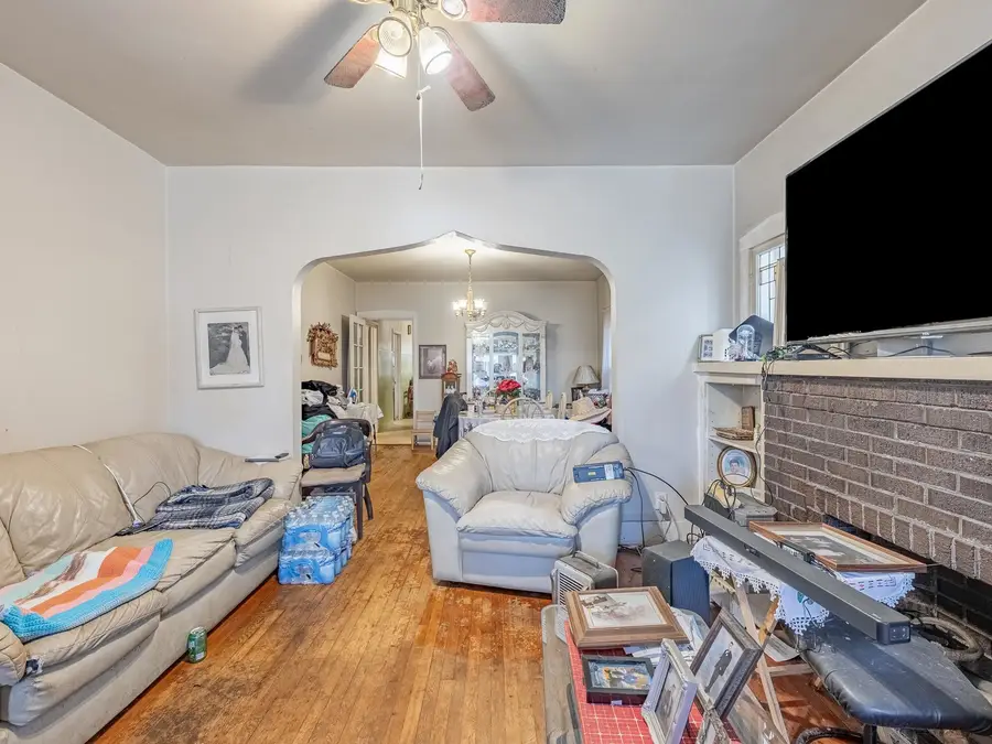 1824 S Austin Boulevard, Cicero, IL 60804 - #2