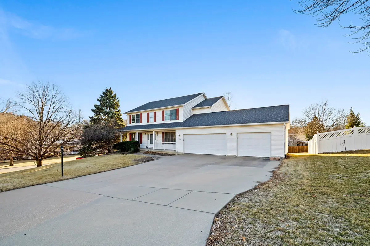 4700 Heatherstone Road, Bettendorf, IA 52722 - #1