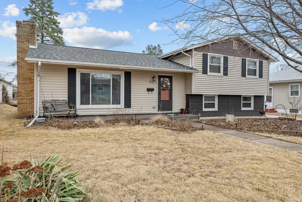 3617 Pacific Street, Davenport, IA 52806 - #1