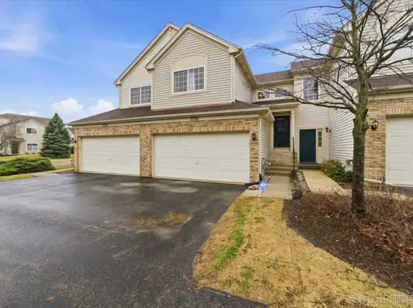 209 Nicole Drive #B, South Elgin, IL 60177