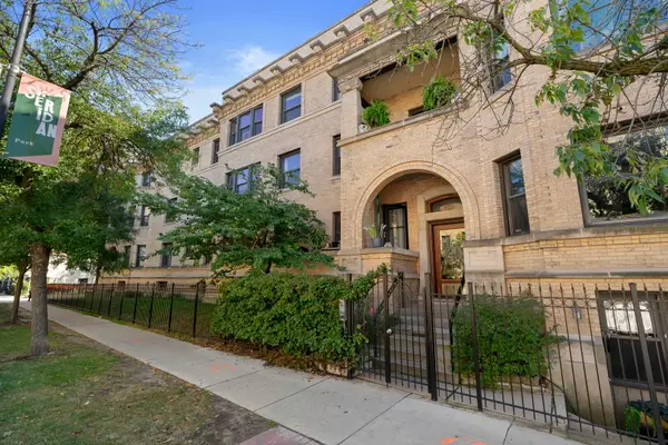 1351 W Wilson Avenue #1, Chicago, IL 60640