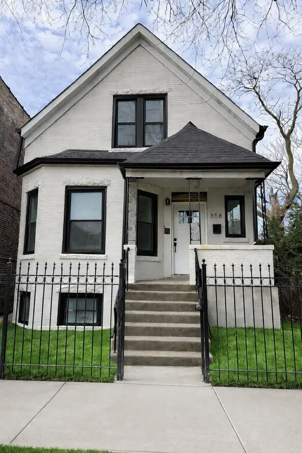858 N Richmond Avenue, Chicago, IL 60622