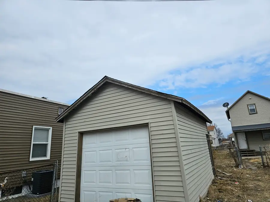 1548 11th Avenue, East Moline, IL 61244 - #3