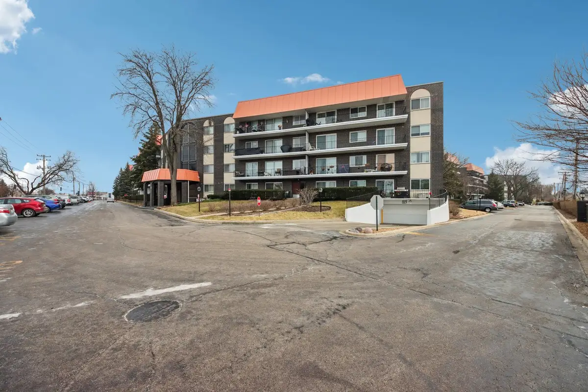 4949 Golf Road #308, Skokie, IL 60077 - #1