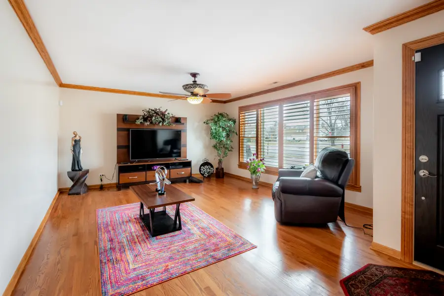 6759 W 91st Street, Oak Lawn, IL 60453 - #3