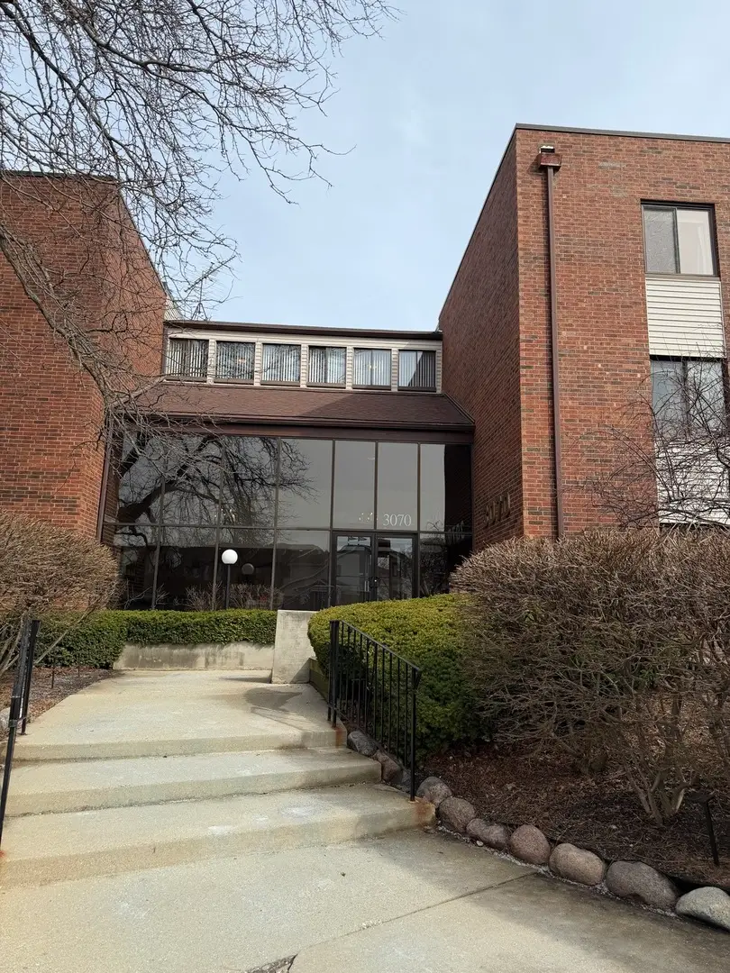 Address Withheld By Seller, Northbrook, IL 60062 - #1