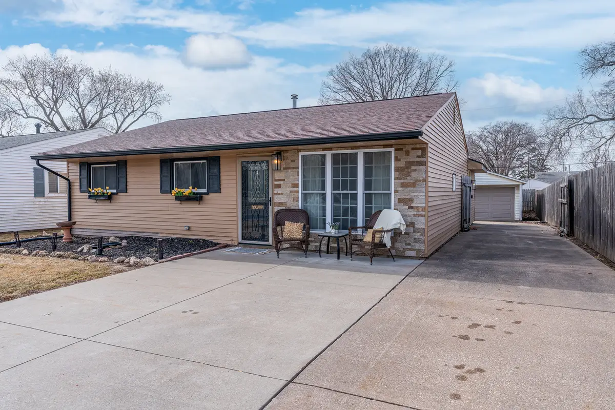 444 6th Street E, Milan, IL 61264 - #1