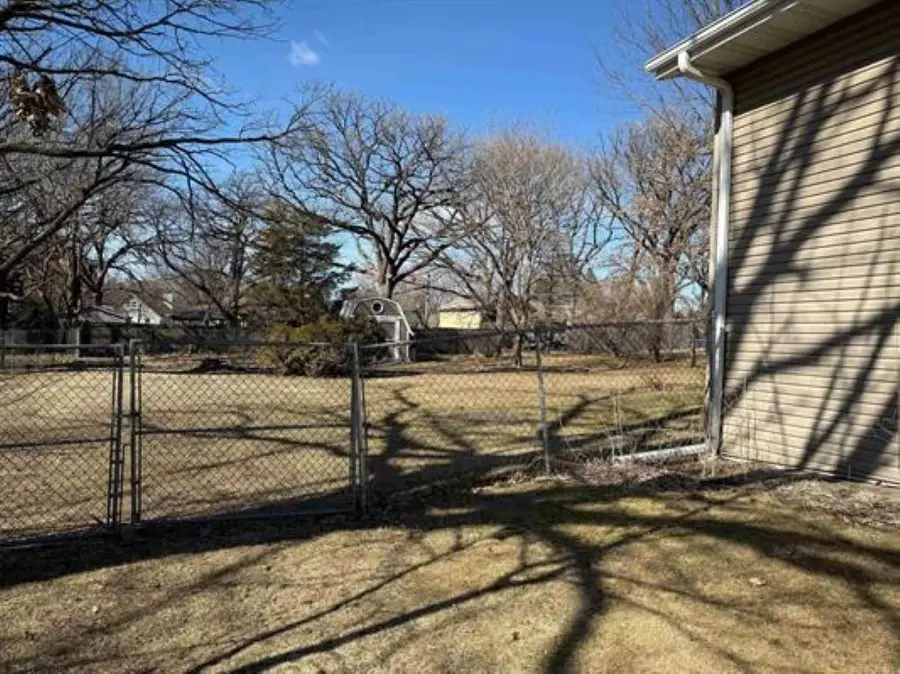 11392 Edgemere Terrace, Roscoe, IL 61073 - #3