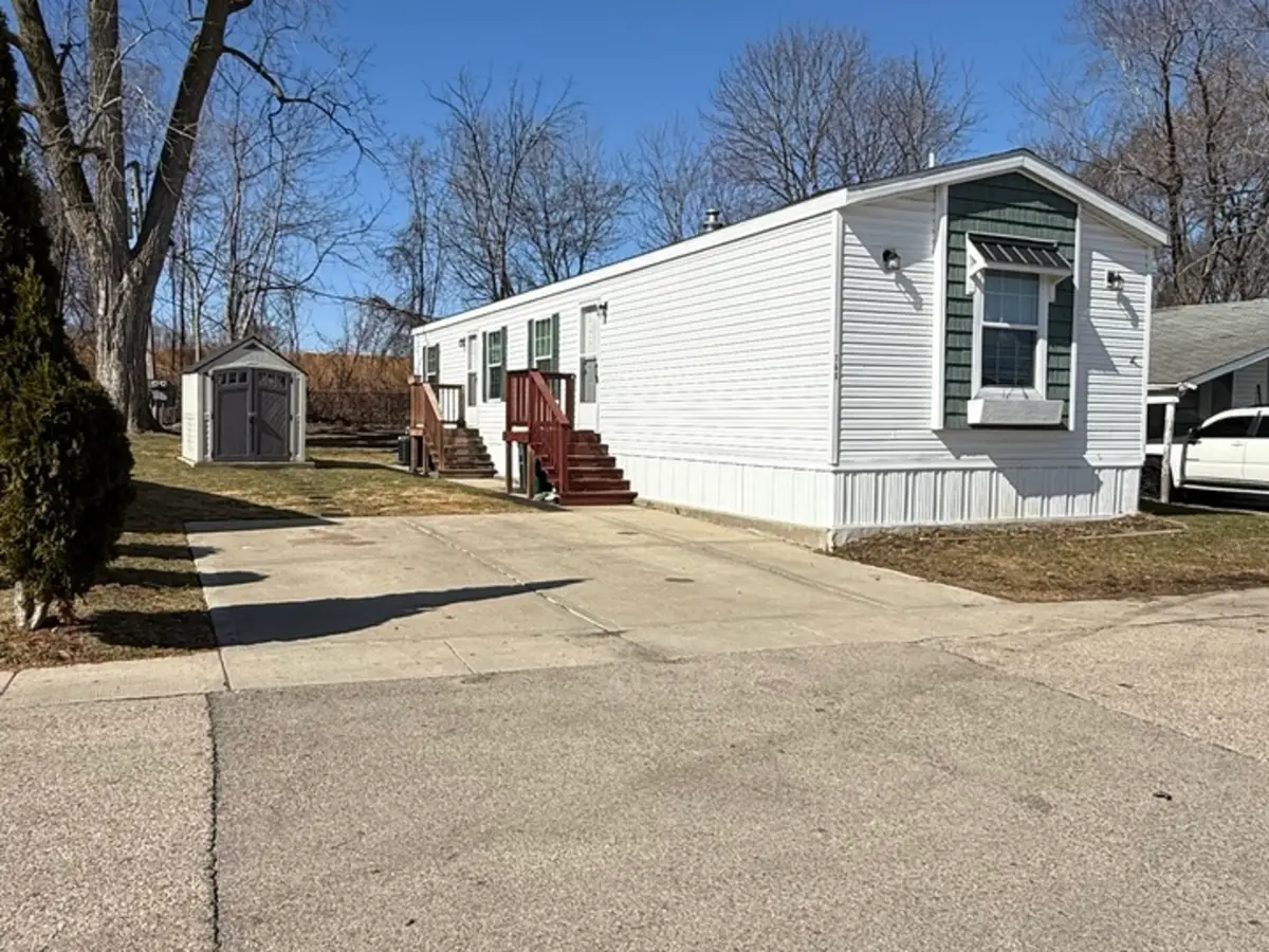 38455 N Sheridan Road #768, Beach Park, IL 60087 - #1