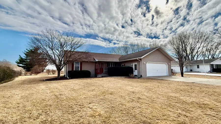 3818 Stacie Lane, Rock Falls, IL 61071 - #2