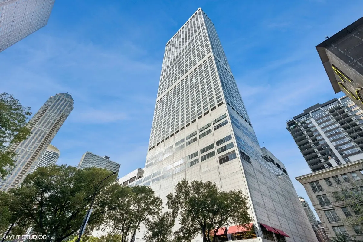 180 E Pearson Street #3704-3705, Chicago, IL 60611 - #1