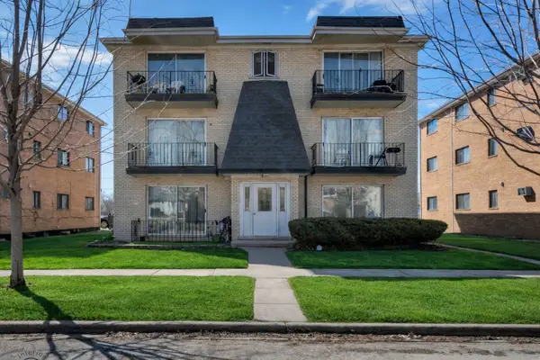 6135 Marshall Avenue #301, Chicago Ridge, IL 60415
