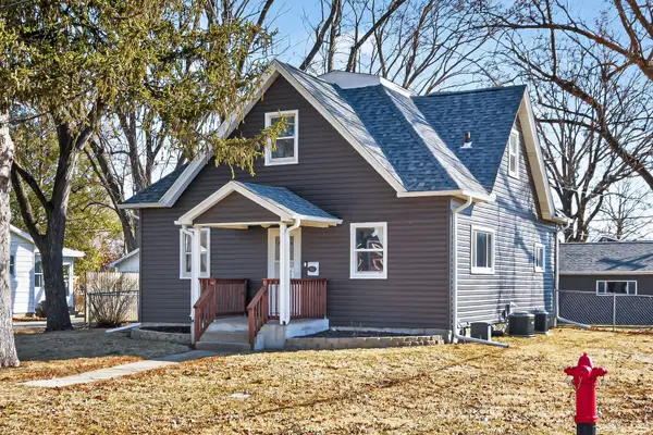 1011 S 3rd Street, Oregon, IL 61061