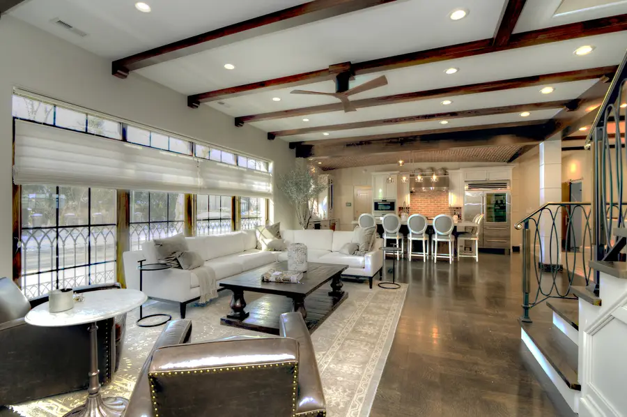 6227 N Sauganash Avenue, Chicago, IL 60646 - #2