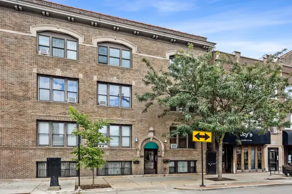 3263 N Broadway Street #2, Chicago, IL 60657
