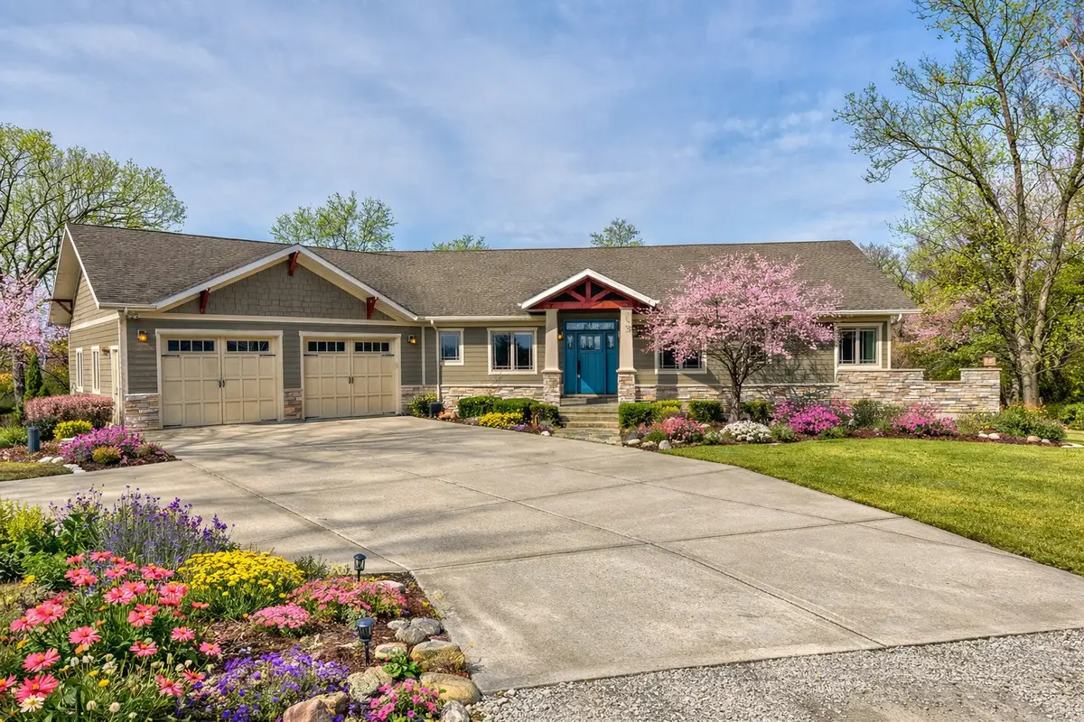 941 N 2150th Road, Oglesby, IL 61348 - #1