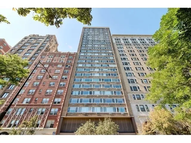 2144 N Lincoln Park West #23B, Chicago, IL 60614 - #2
