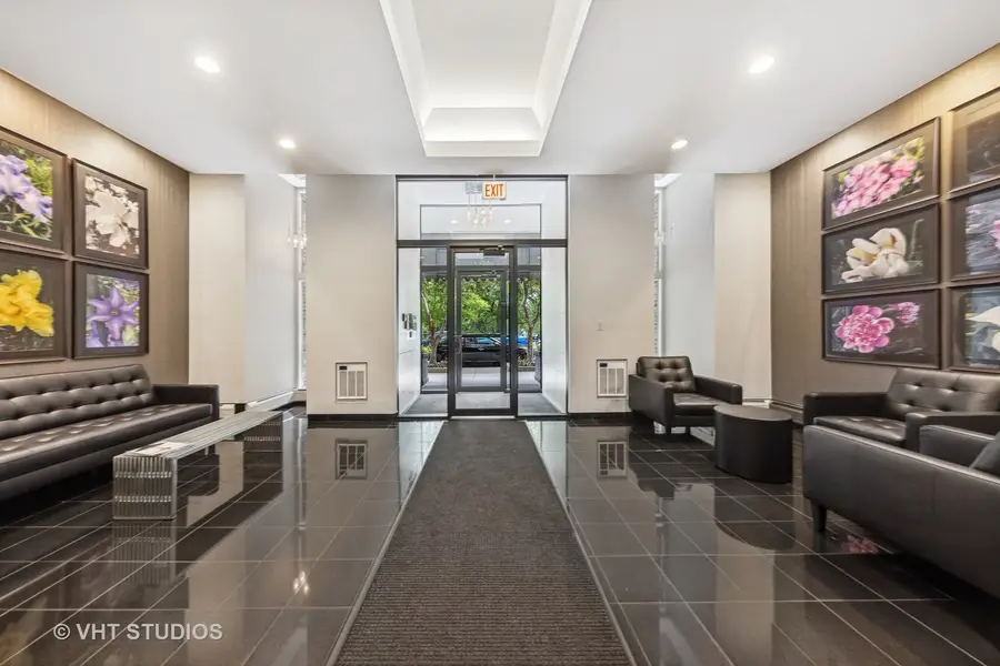 2144 N Lincoln Park West #23B, Chicago, IL 60614 - #3