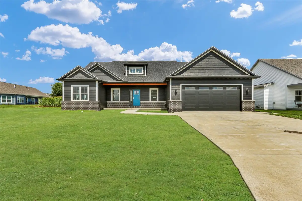2834 Stone Creek Boulevard, Urbana, IL 61802 - #1