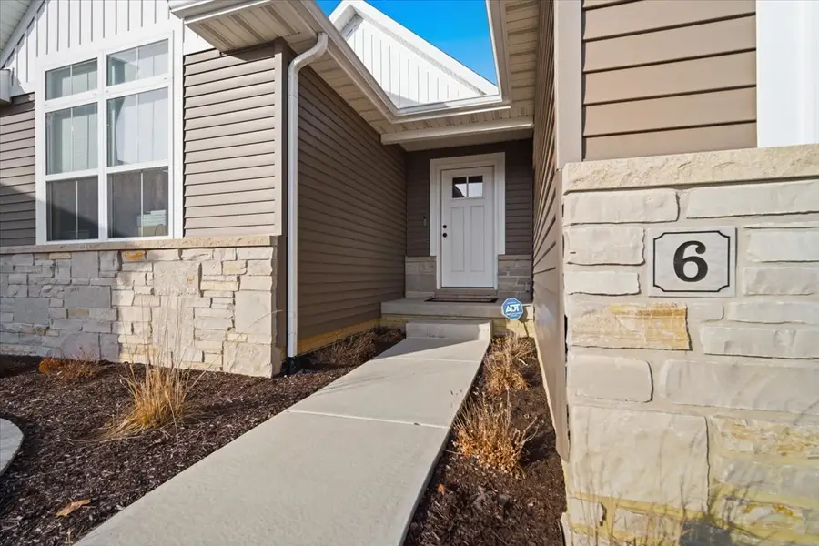 6 Bucktown Court, Bloomington, IL 61705 - #2