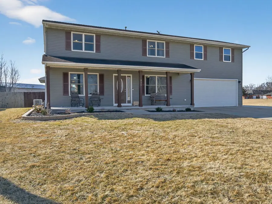 955 E 4th Street, Coal City, IL 60416 - #2