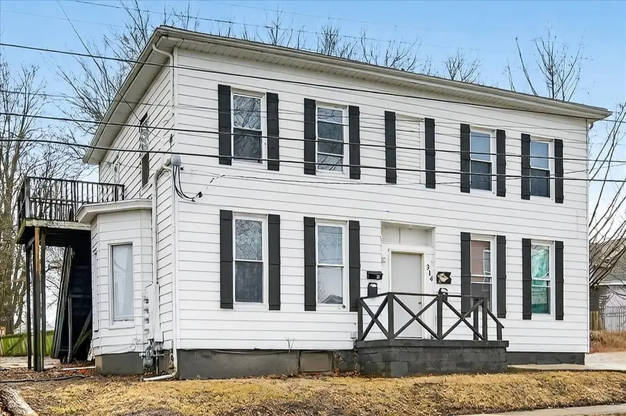 314 W Wood Street, Bloomington, IL 61701 - #2