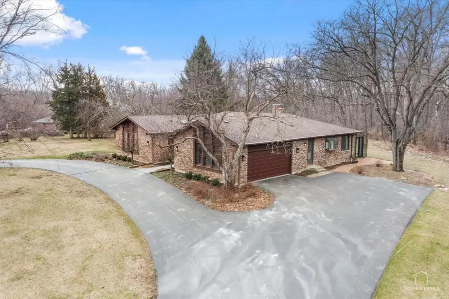 21805 W Hidden Valley Drive, Kildeer, IL 60047 - #2