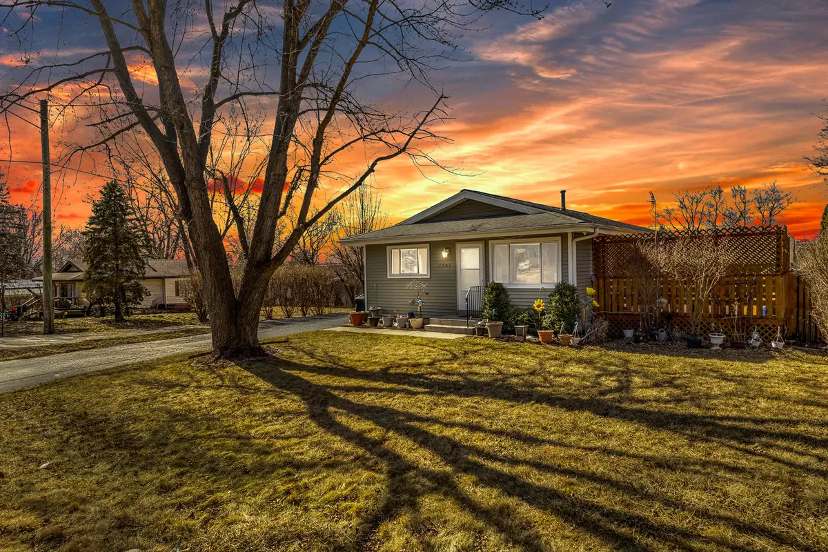 1501 Washington Street, Lake In The Hills, IL 60156 - #1