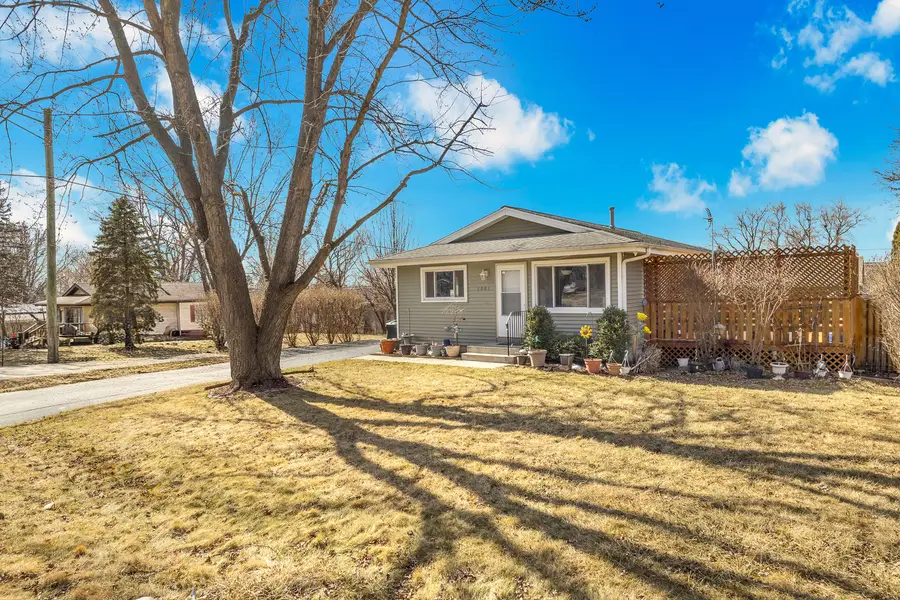 1501 Washington Street, Lake In The Hills, IL 60156 - #2