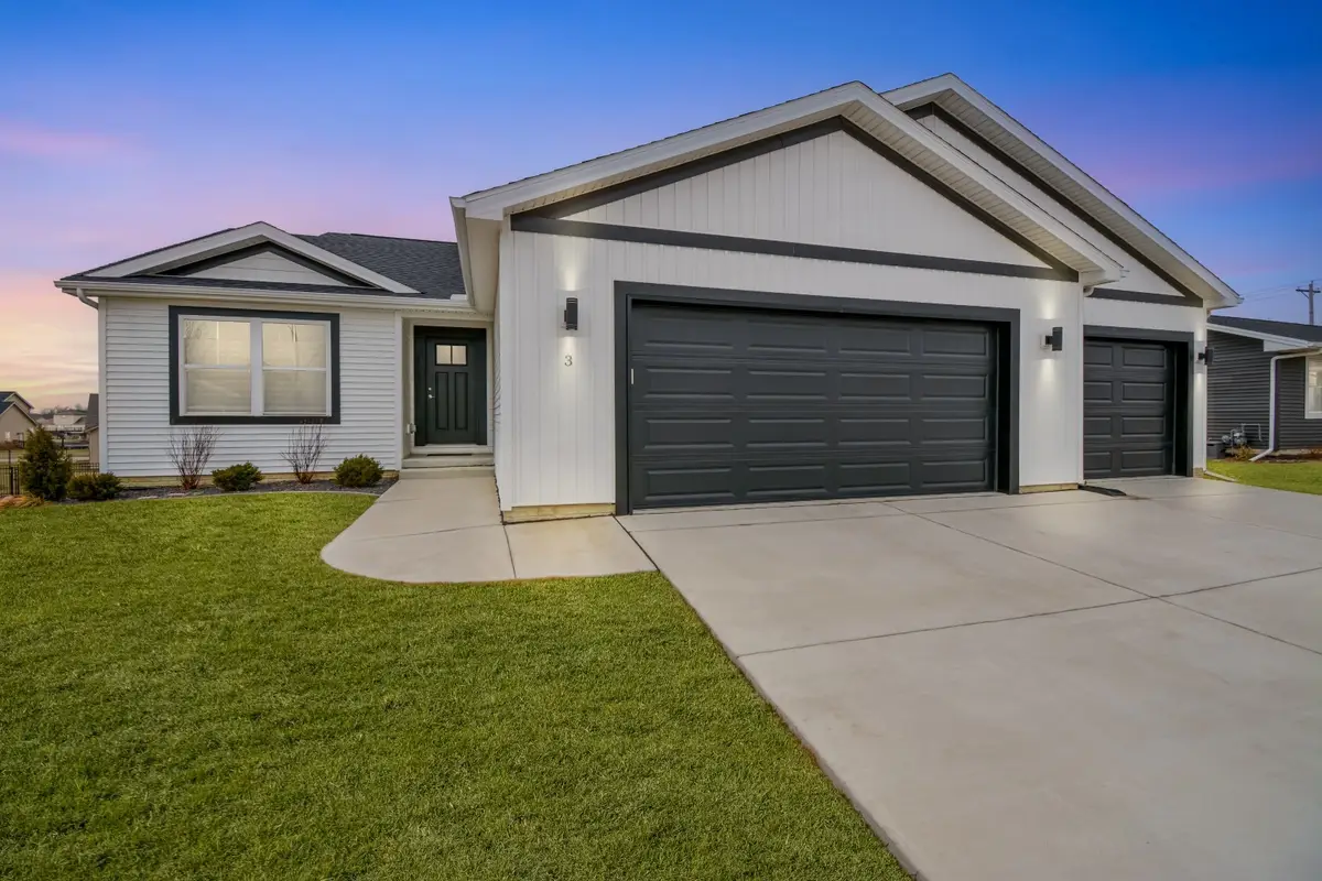 3 Fedor Circle, Bloomington, IL 61705 - #1