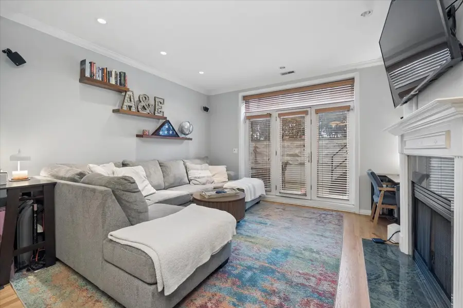 Address Withheld By Seller, Chicago, IL 60657 - #3