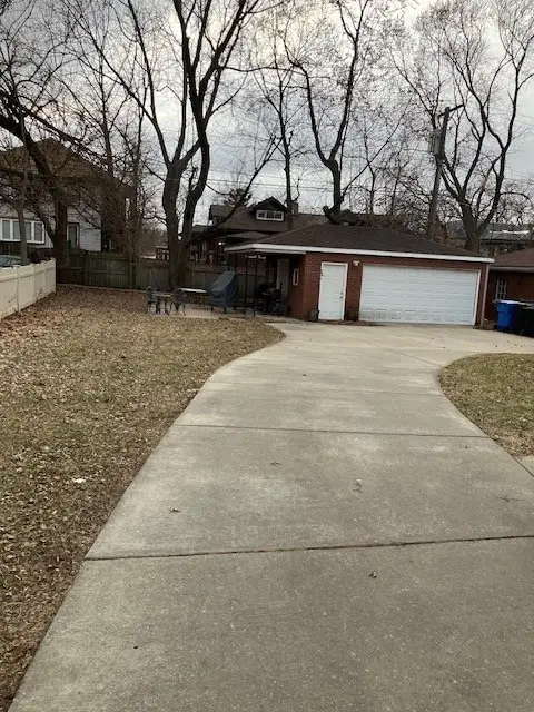 9432 S Pleasant Avenue, Chicago, IL 60643 - #2