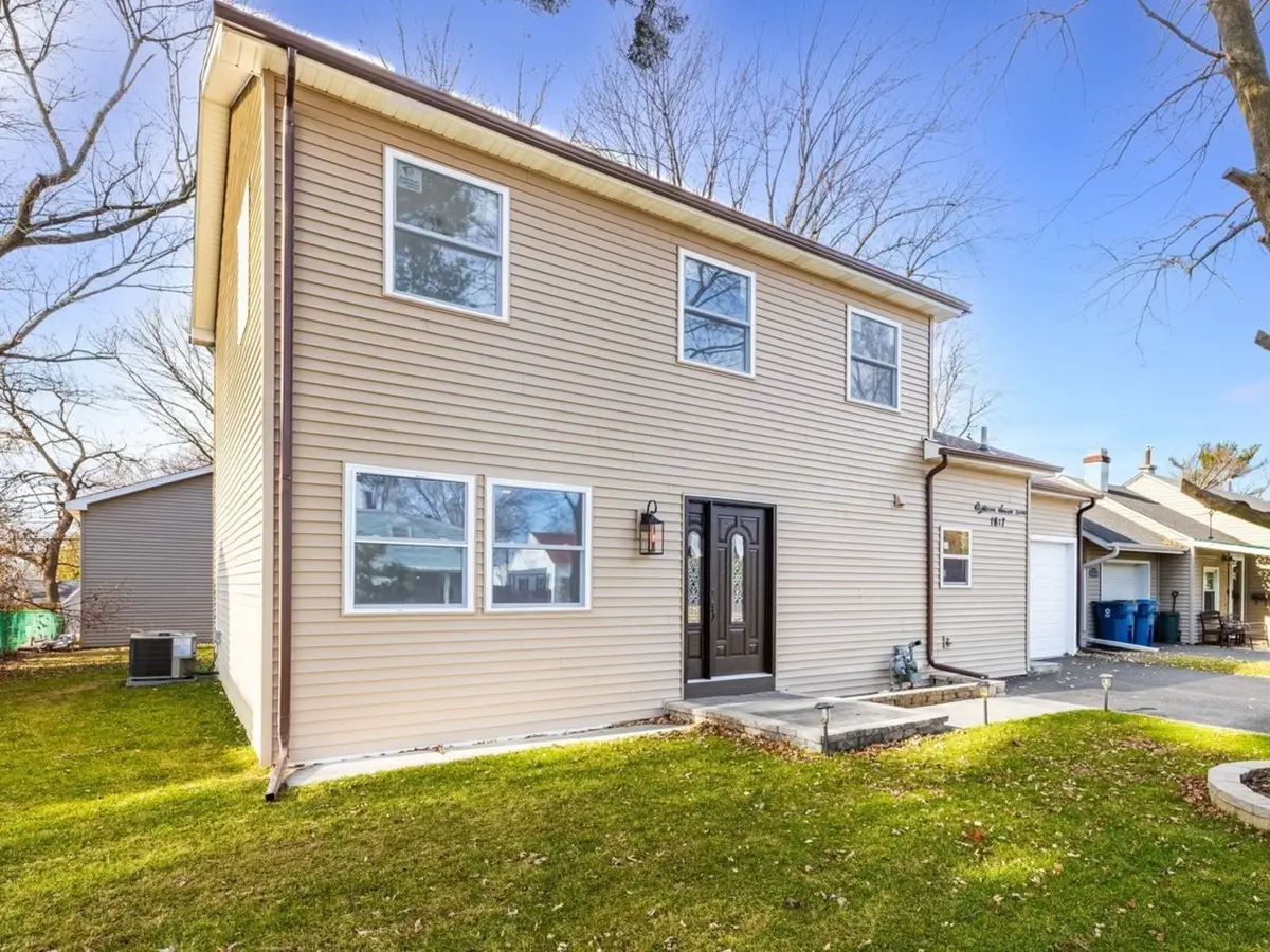 1817 Kelly Avenue, Crest Hill, IL 60403 - #1