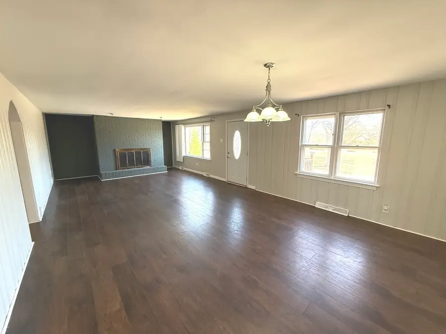 8412 Meadowbrook Drive, Burr Ridge, IL 60527 - #3