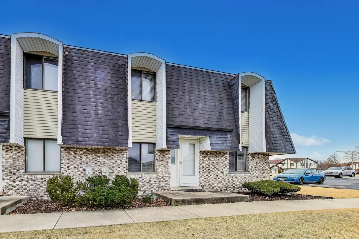 8420 162nd Place #4, Tinley Park, IL 60487 - #1