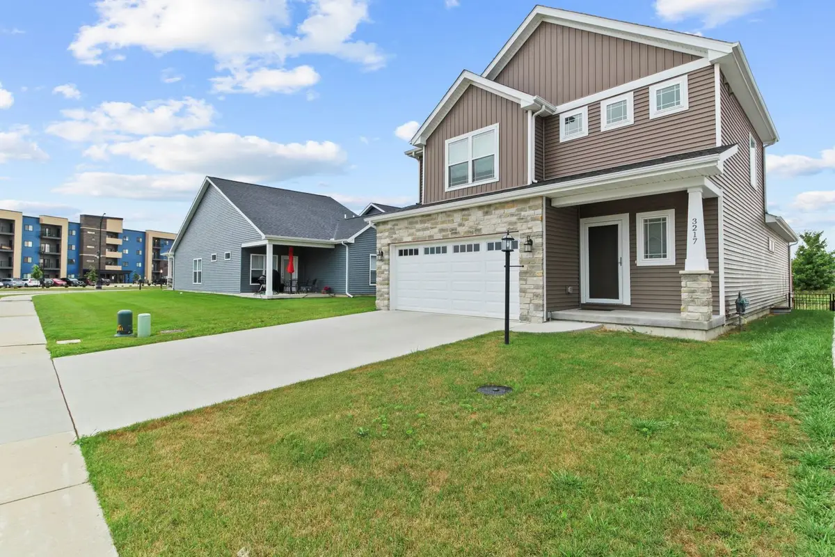 3217 Palmer Drive, Champaign, IL 61822 - #1