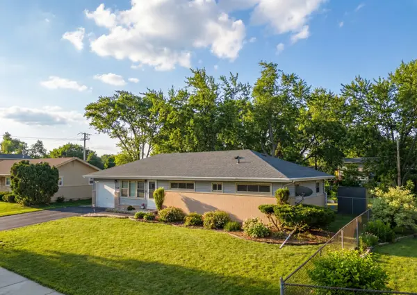 345 Maricopa Lane, Hoffman Estates, IL 60169