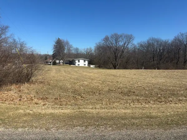 1043 Hidden Valley Drive, Varna, IL 61375