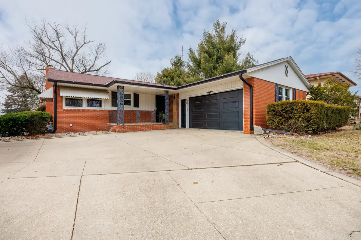 813 Highpoint Road, Normal, IL 61761 - #1