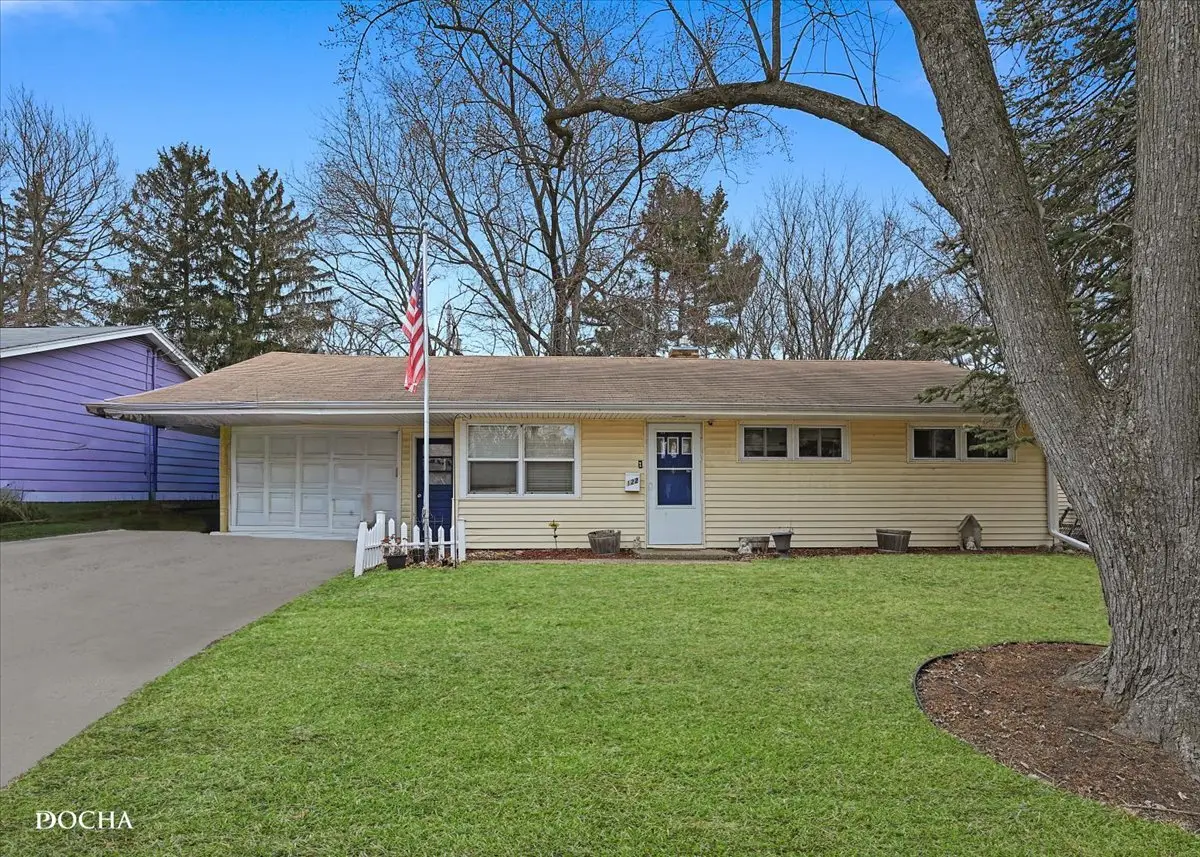 122 Joanne Lane, Dekalb, IL 60115 - #1