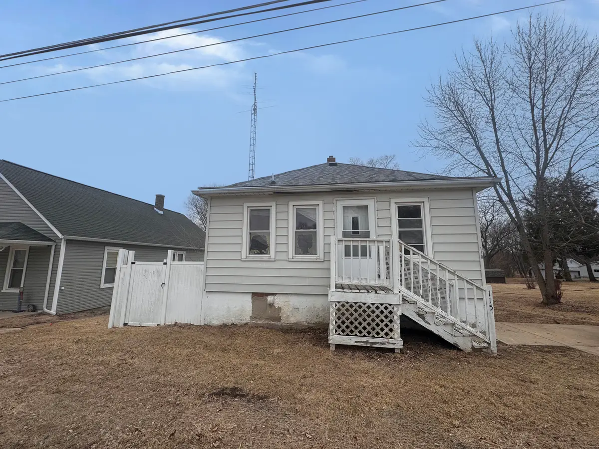 115 N Roberts Street, Mark, IL 61340 - #1