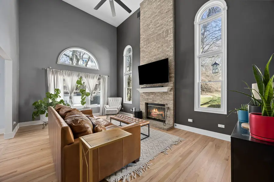 907 Thornwood Court #2, Saint Charles, IL 60174 - #2