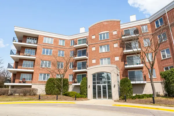 351 Town Place Circle #508, Buffalo Grove, IL 60089