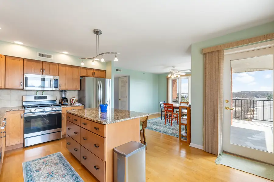 351 Town Place Circle #508, Buffalo Grove, IL 60089 - #3